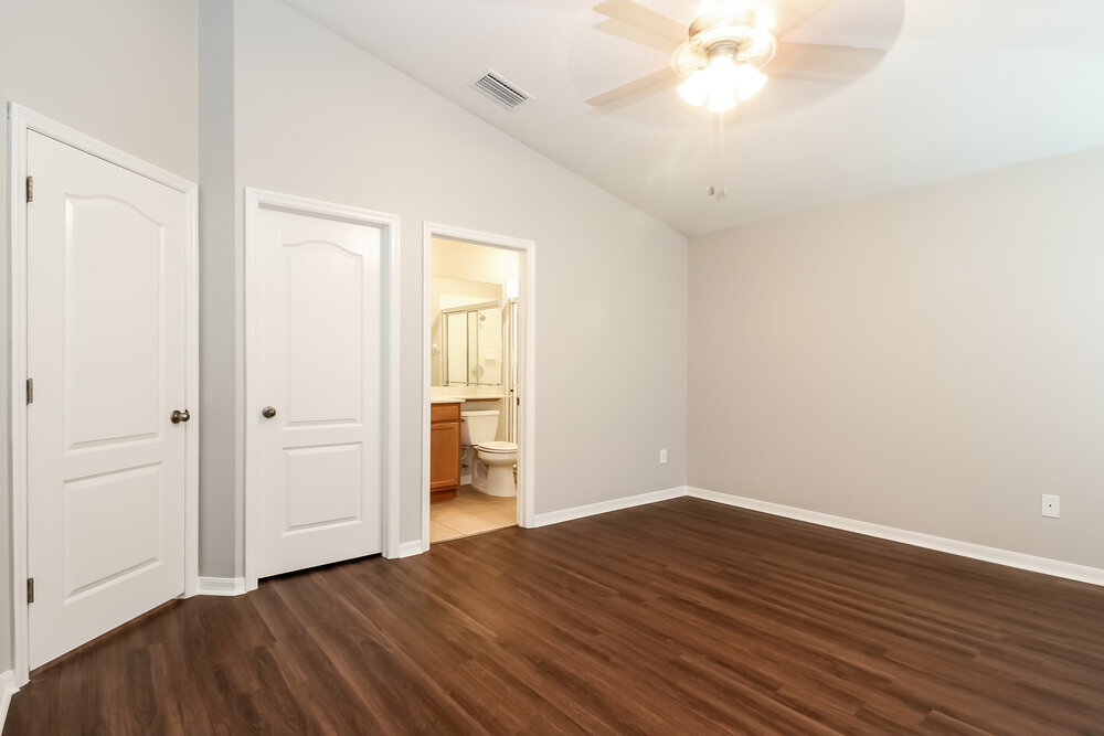 Building Photo - 18114 Cypress Bay Pkwy