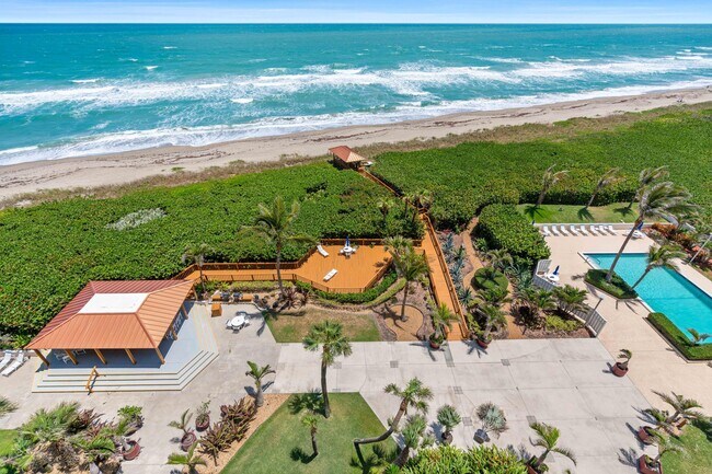 Building Photo - 10410 S Ocean Dr