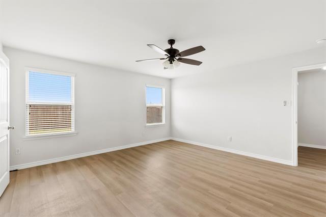 Building Photo - 230 Park Ave