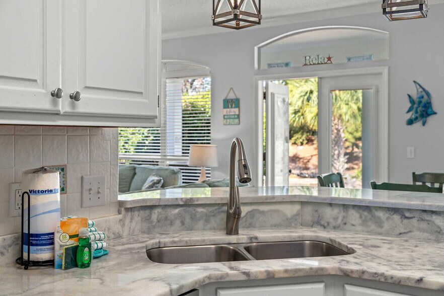 Building Photo - 28 Aquamarine Cove