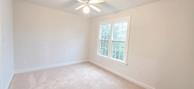 Building Photo - 1720 Ashley Downs Dr