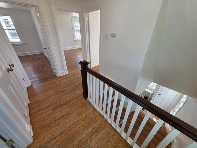 Building Photo - 19 Champlain Ave