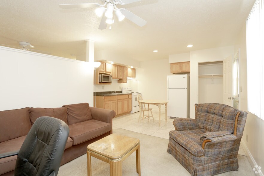 Harms Apartments