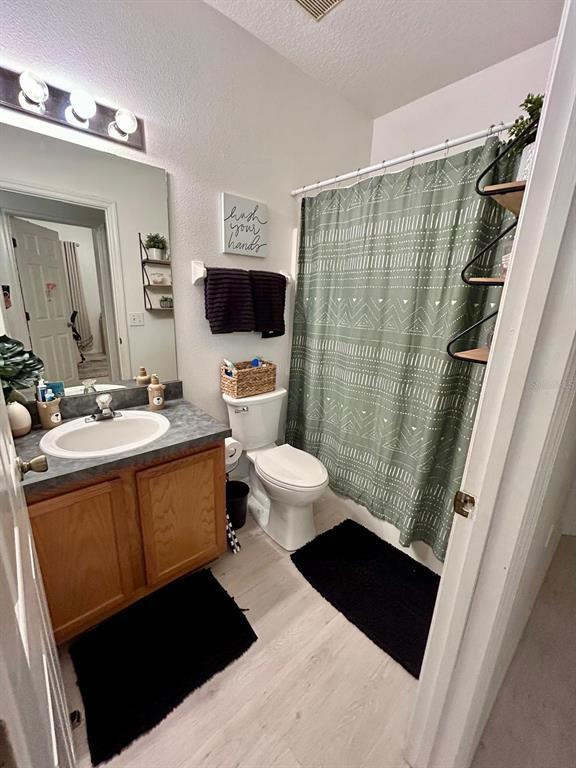 Building Photo - 347 Cotswold Cir