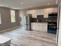 Building Photo - 2623 Poplar St