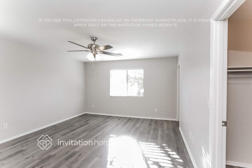 Building Photo - 3323 S 80th Ave