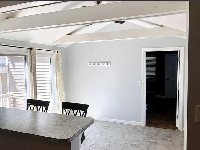 Building Photo - 143 S Worcester St