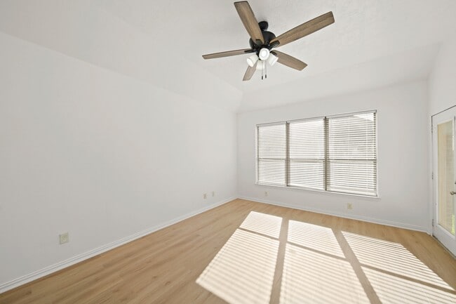 Building Photo - 3405 Volterra Cir