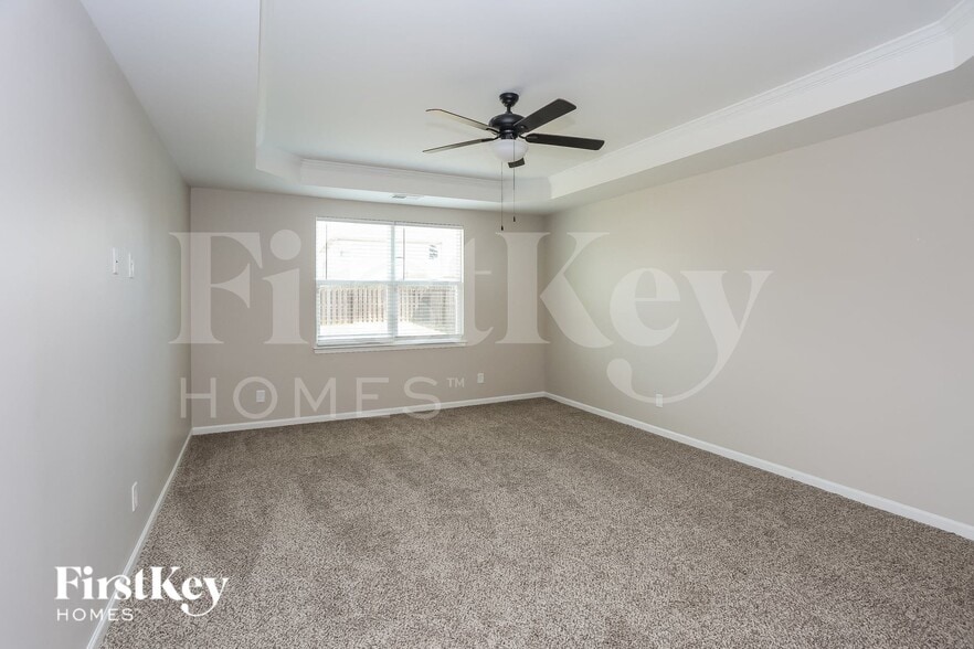 Building Photo - 140 Kingston Drive
