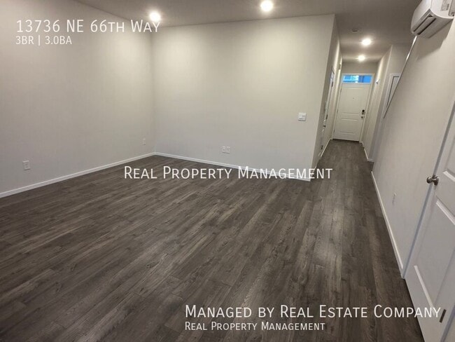 Building Photo - 13736 NE 66th Wy