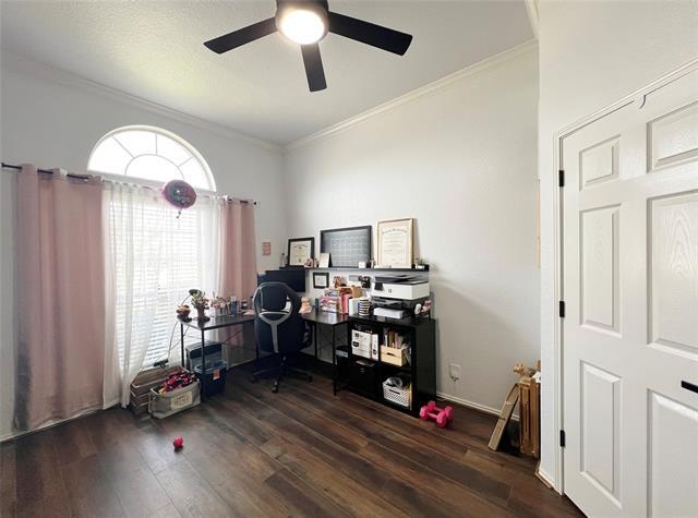 Building Photo - 717 Ridgehill Dr