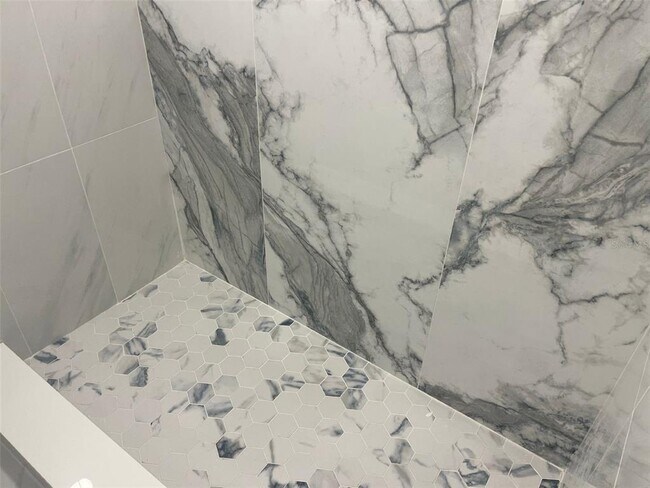 Building Photo - 1028 Apollo Beach Blvd