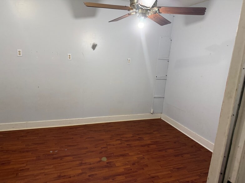 bonus room/bedroom 4 - 255 Falcon Dr