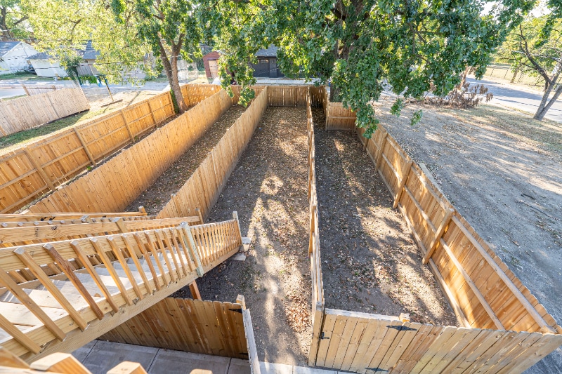 Building Photo - 605-607-607 S Champion Ave