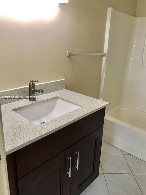Building Photo - 9415 Fontainebleau Blvd
