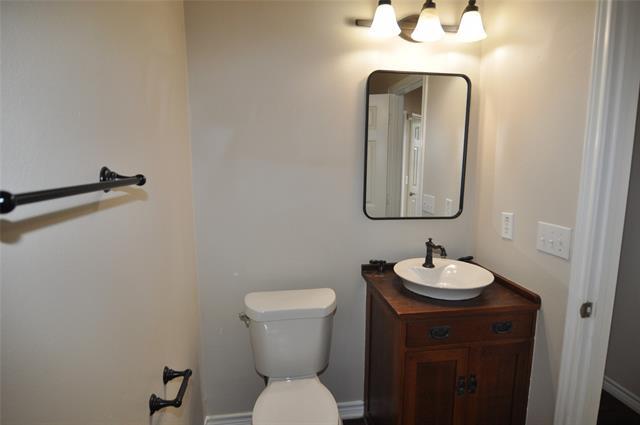 Building Photo - 4804 Glen Echo Dr