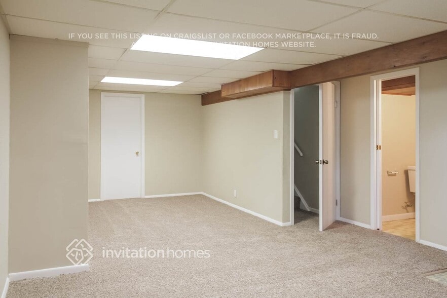 Building Photo - 606 Cherrywood Dr