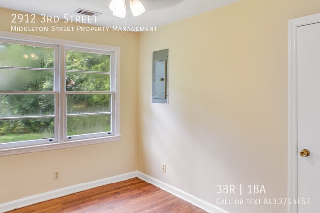 Building Photo - 2912 Third St