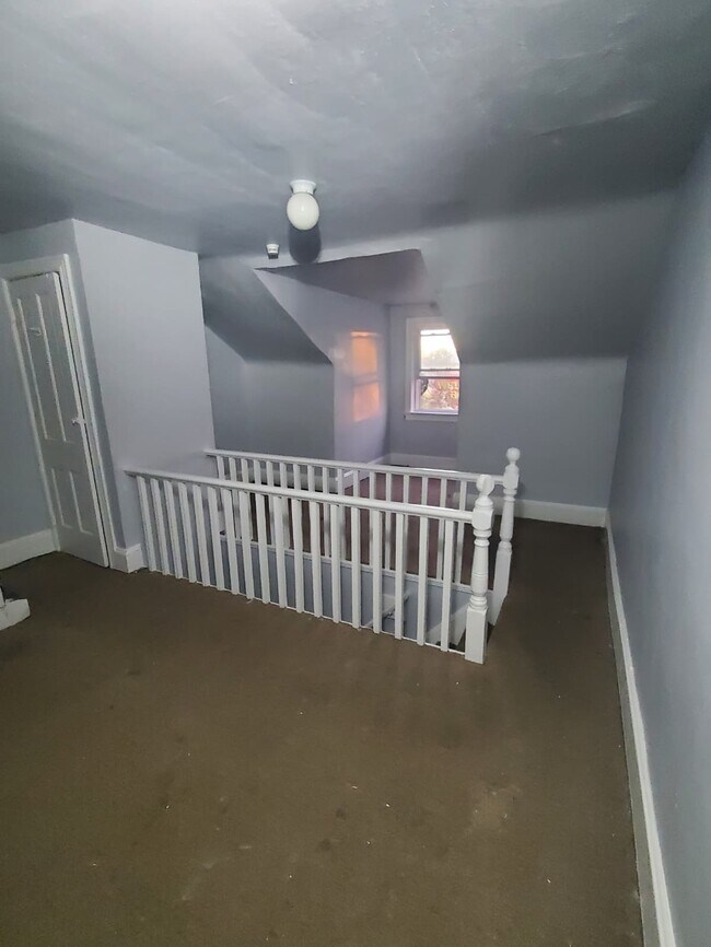 Building Photo - 1112 S Broad St