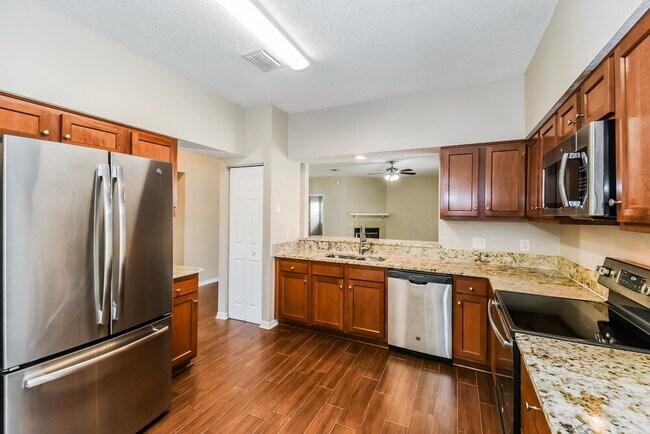 Building Photo - 8895 Chambore Dr