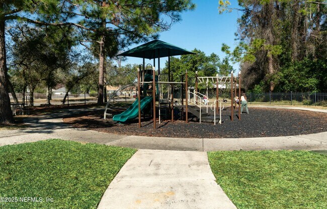 Building Photo - 11156 Wyndham Hollow Ln