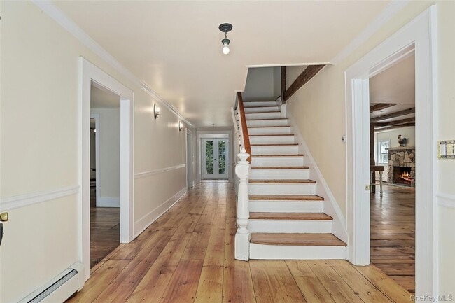 Building Photo - 264 Titicus Rd