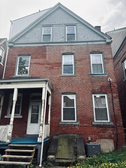 Building Photo - 5551 Columbo St