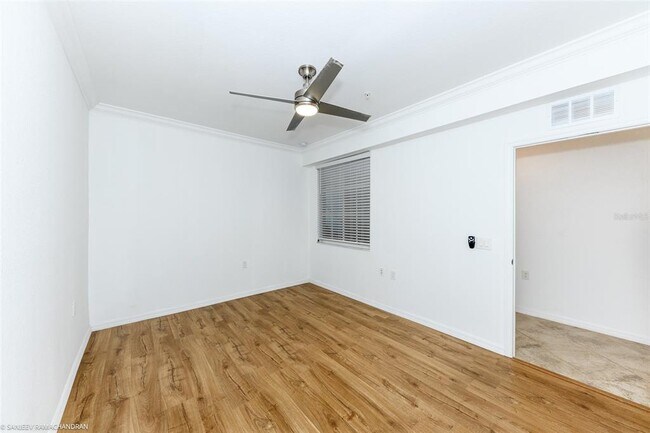 Building Photo - 14091 Heritage Landing Blvd