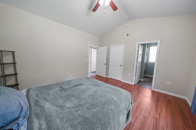 Building Photo - 217 Antigua Pl