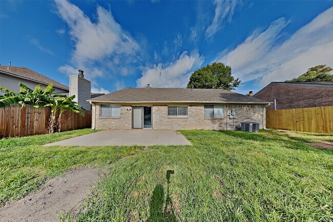 Building Photo - 5306 Hazel Grove Dr