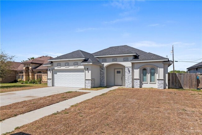 Building Photo - 24 Quietud St