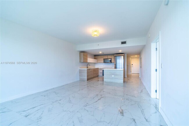 Building Photo - 16385 Biscayne Blvd