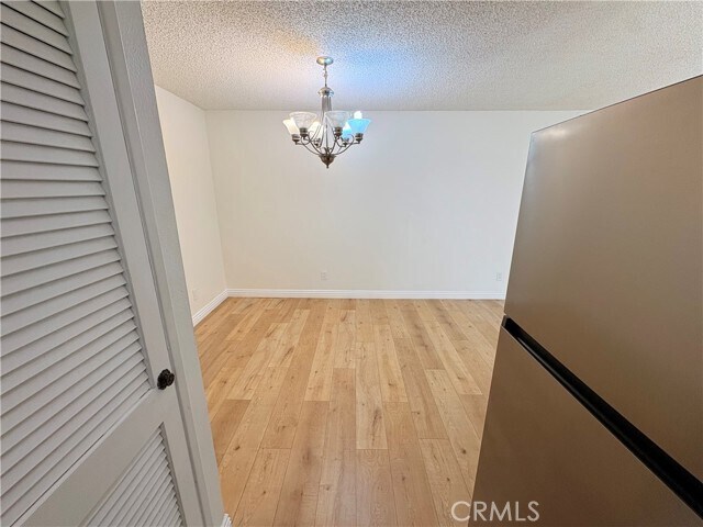 Building Photo - 118 N Cedar St