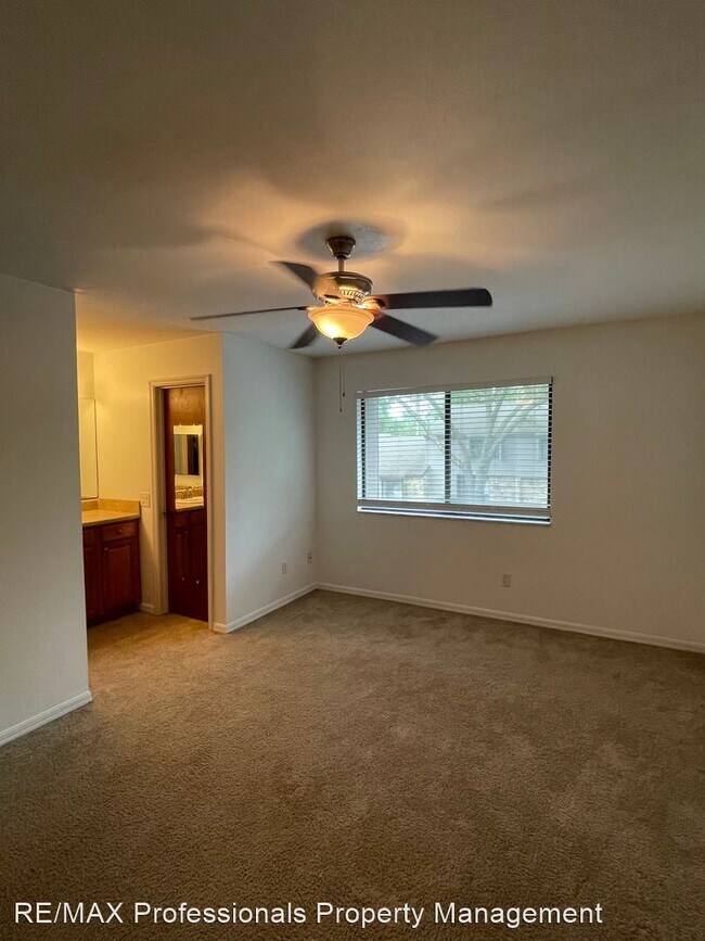 Building Photo - 3 br, 2.5 bath House - 3752 NW 55th Place