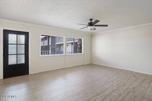 Building Photo - 6528 N 17th Ave