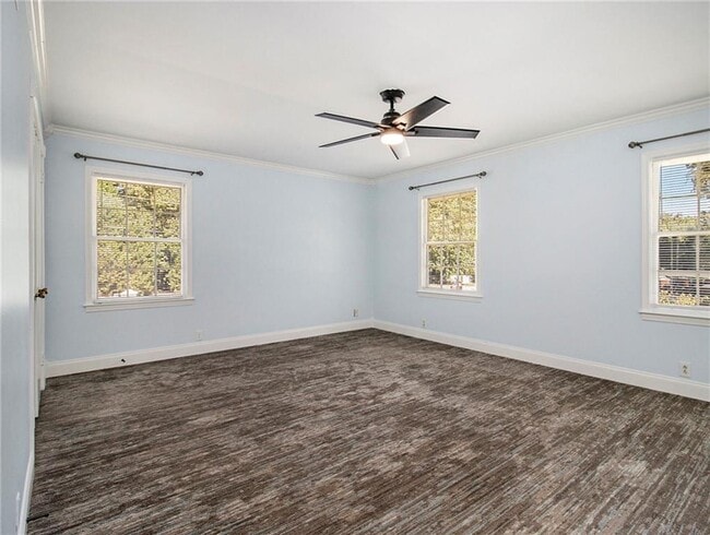 Building Photo - 1770 N Springs Dr