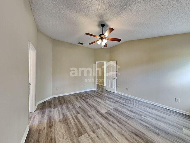 Building Photo - 1157 Windy Willows Dr