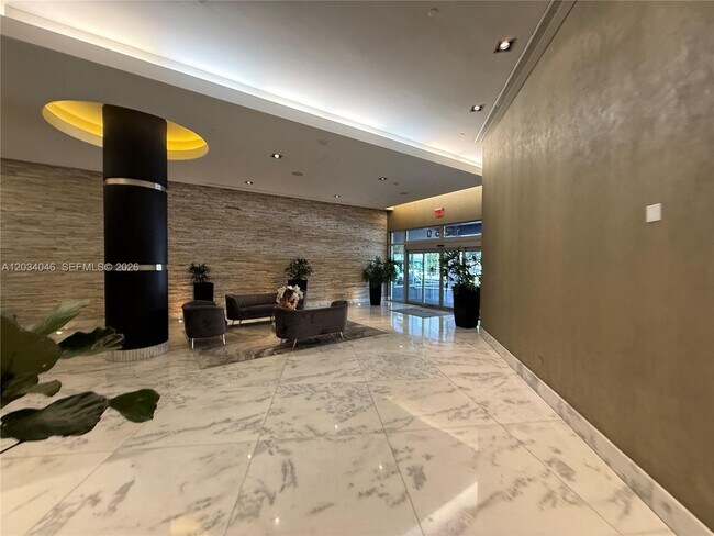 Building Photo - 1250 S Miami Ave