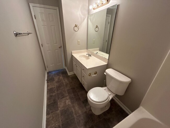Building Photo - 3 Bedroom | 2.5 Bathroom Raleigh Home with...