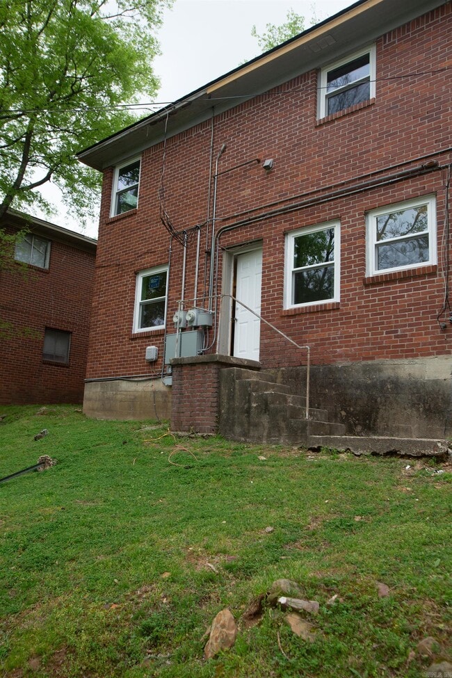 Building Photo - 2310 Blackwood Rd