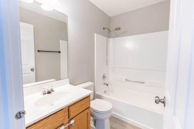 Building Photo - 2529 Bordeaux Ln