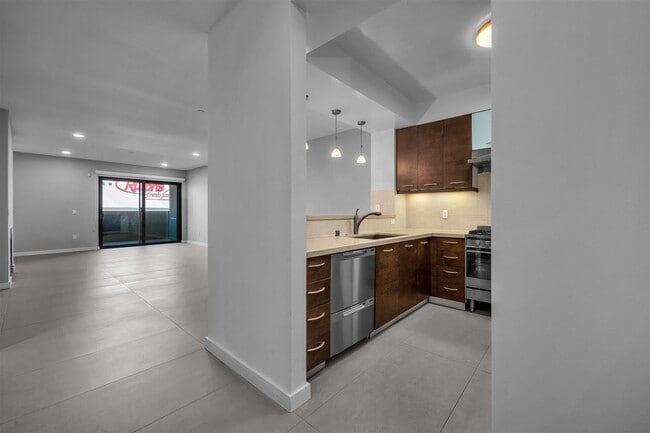 Building Photo - 12026 Wilshire Blvd