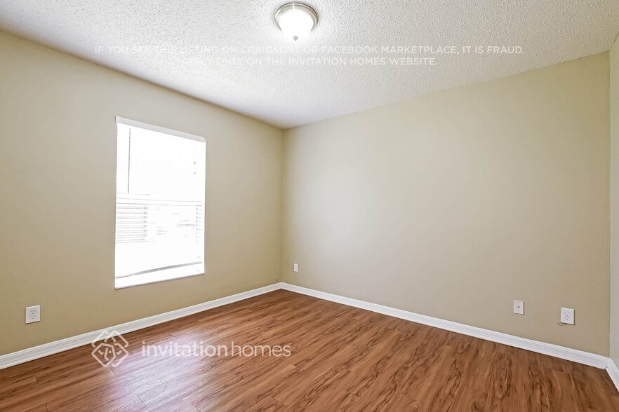 Building Photo - 4741 Ashton Dr W