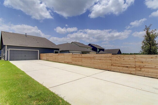 Building Photo - 8729 Belknap Rd.