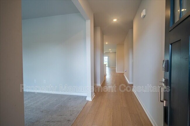 Building Photo - 154 Lillian Farms Blvd