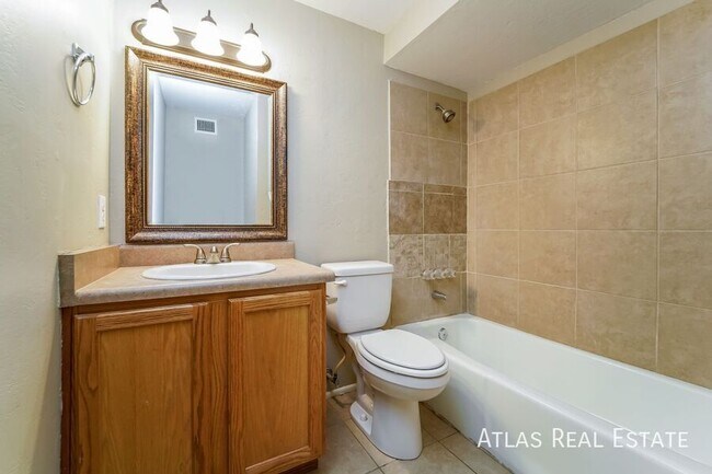 Building Photo - 6949 E Casey Pl