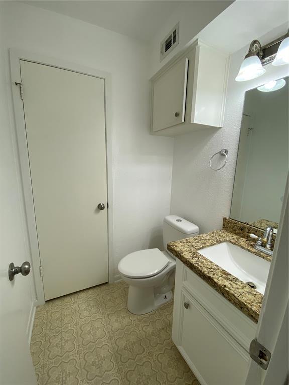 Building Photo - 2714 Sherwood Hollow Ln