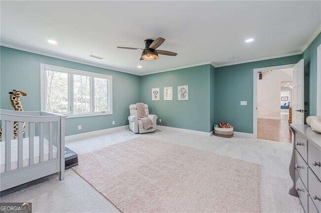 Building Photo - 4562 Columns Dr SE