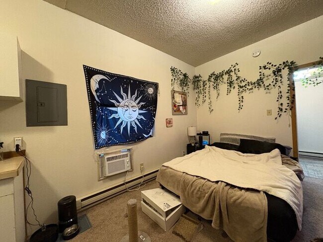 Building Photo - $850 | 1 Bedroom, 1 Bathroom Apartment | Pet Friendly | Available for an August 1st, 2026 Move In!