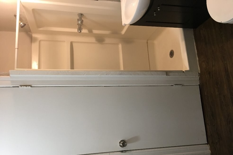 Building Photo - 3113 Benelva Dr